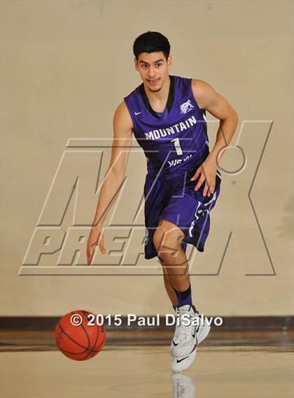 Thumbnail 2 in Valor Christian vs. Mountain View (CHSAA 4A 1st Round) photogallery.