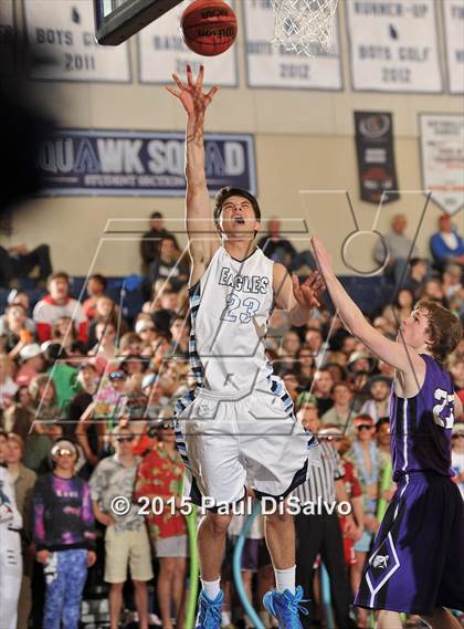 Thumbnail 2 in Valor Christian vs. Mountain View (CHSAA 4A 1st Round) photogallery.
