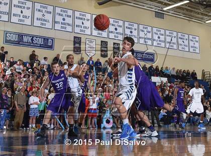 Thumbnail 3 in Valor Christian vs. Mountain View (CHSAA 4A 1st Round) photogallery.