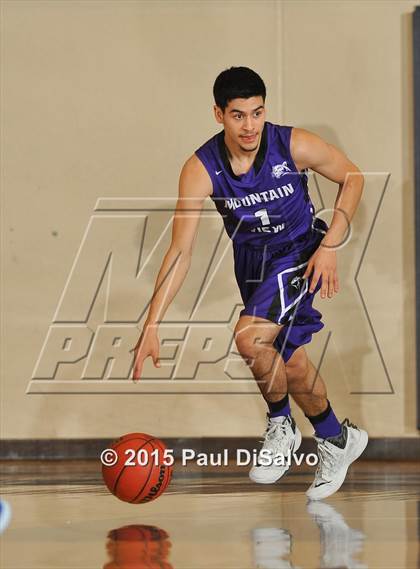 Thumbnail 3 in Valor Christian vs. Mountain View (CHSAA 4A 1st Round) photogallery.