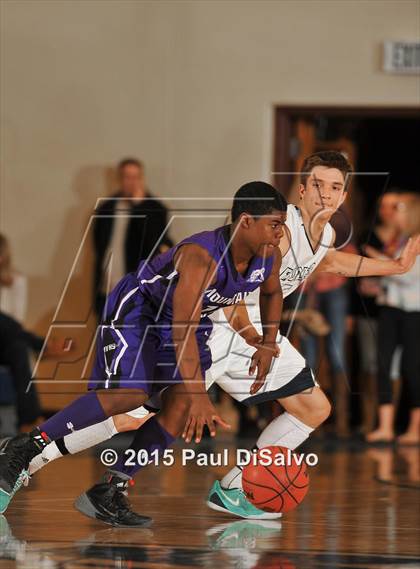 Thumbnail 1 in Valor Christian vs. Mountain View (CHSAA 4A 1st Round) photogallery.