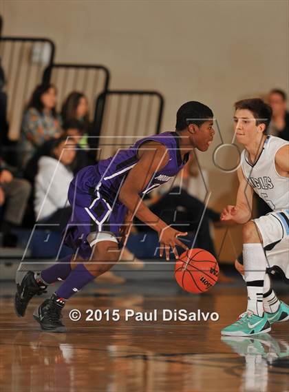 Thumbnail 3 in Valor Christian vs. Mountain View (CHSAA 4A 1st Round) photogallery.