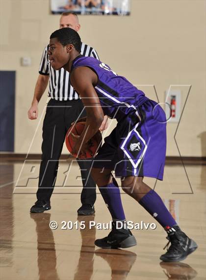 Thumbnail 2 in Valor Christian vs. Mountain View (CHSAA 4A 1st Round) photogallery.