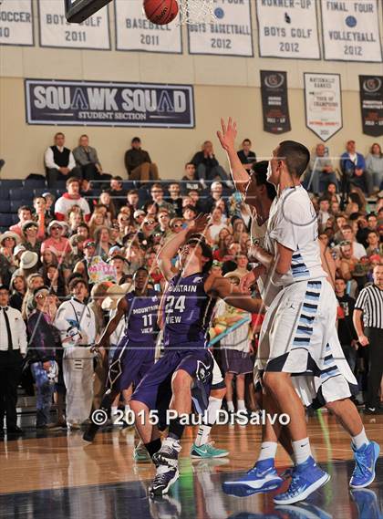 Thumbnail 3 in Valor Christian vs. Mountain View (CHSAA 4A 1st Round) photogallery.
