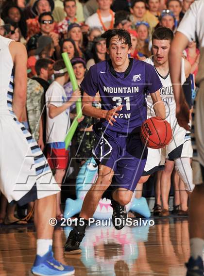 Thumbnail 2 in Valor Christian vs. Mountain View (CHSAA 4A 1st Round) photogallery.