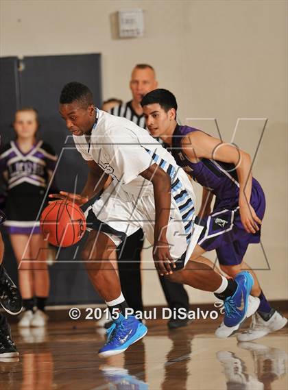Thumbnail 3 in Valor Christian vs. Mountain View (CHSAA 4A 1st Round) photogallery.