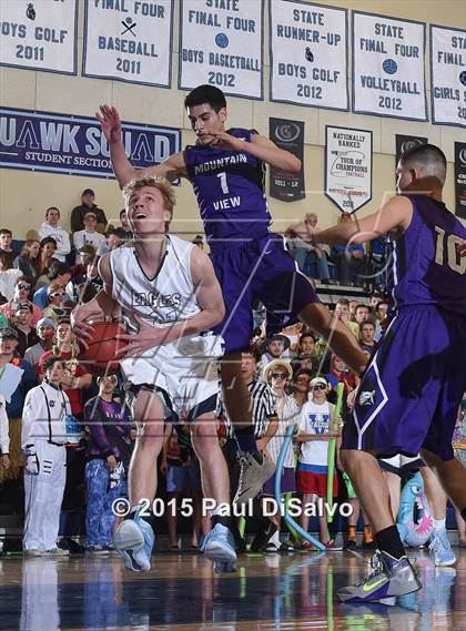 Thumbnail 3 in Valor Christian vs. Mountain View (CHSAA 4A 1st Round) photogallery.