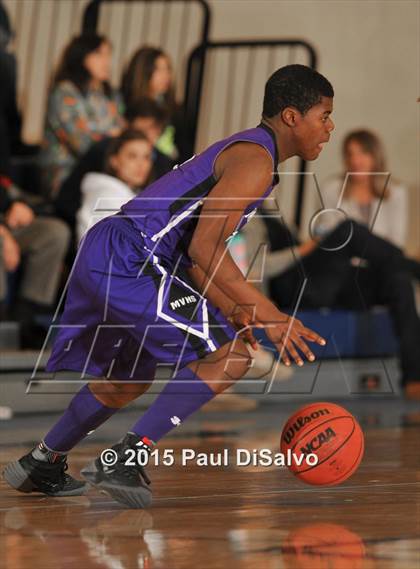 Thumbnail 2 in Valor Christian vs. Mountain View (CHSAA 4A 1st Round) photogallery.