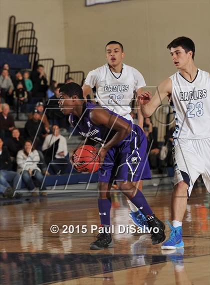 Thumbnail 1 in Valor Christian vs. Mountain View (CHSAA 4A 1st Round) photogallery.