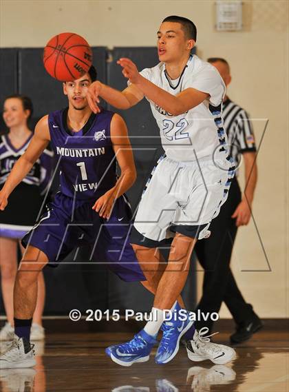 Thumbnail 2 in Valor Christian vs. Mountain View (CHSAA 4A 1st Round) photogallery.