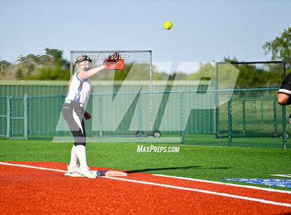 Thumbnail 3 in Mumford vs Giddings photogallery.