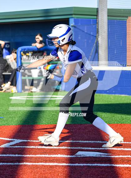 Thumbnail 1 in Mumford vs Giddings photogallery.