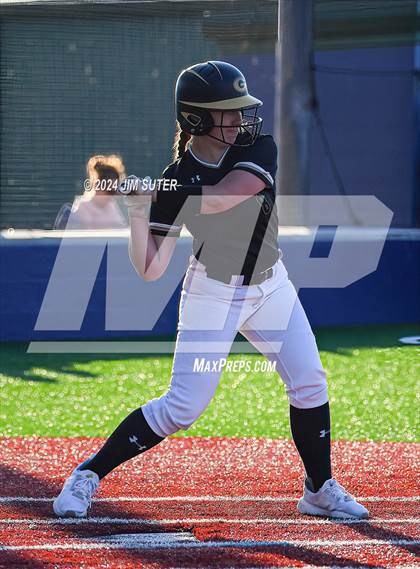 Thumbnail 1 in Mumford vs Giddings photogallery.
