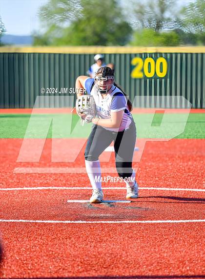 Thumbnail 3 in Mumford vs Giddings photogallery.
