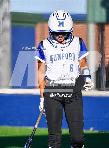 Thumbnail 1 in Mumford vs Giddings photogallery.