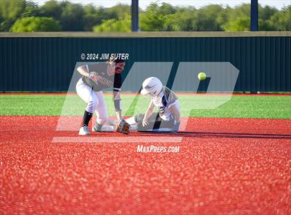 Thumbnail 2 in Mumford vs Giddings photogallery.