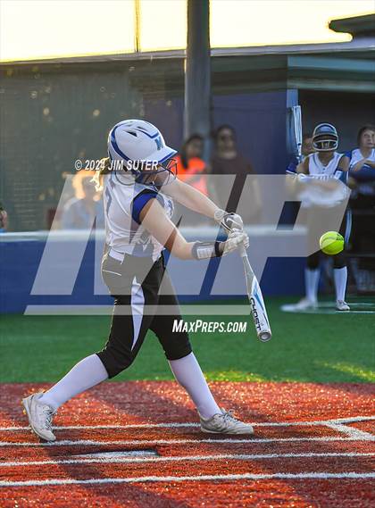 Thumbnail 1 in Mumford vs Giddings photogallery.