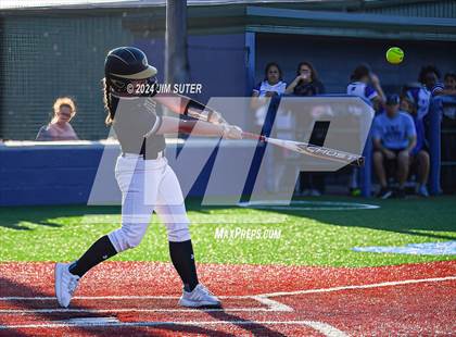 Thumbnail 3 in Mumford vs Giddings photogallery.