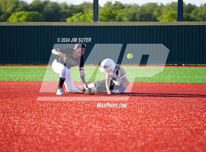 Thumbnail 1 in Mumford vs Giddings photogallery.