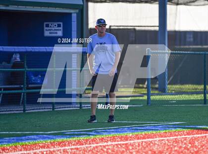 Thumbnail 1 in Mumford vs Giddings photogallery.