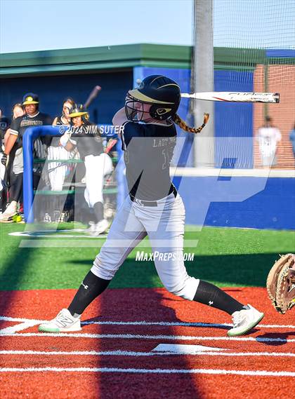 Thumbnail 2 in Mumford vs Giddings photogallery.