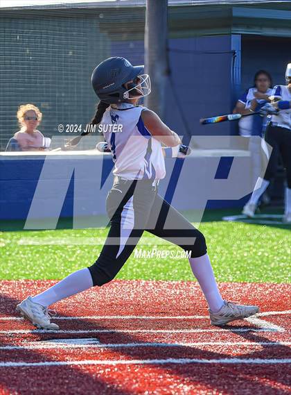 Thumbnail 1 in Mumford vs Giddings photogallery.