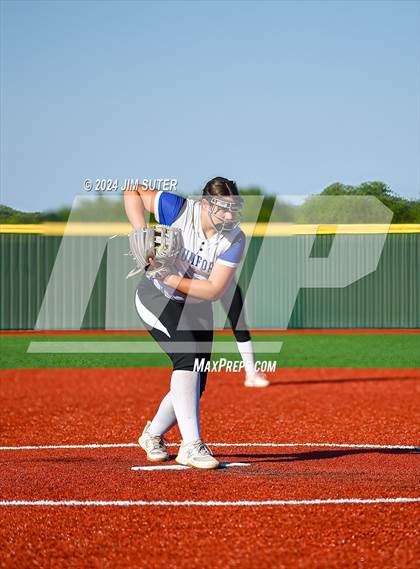 Thumbnail 3 in Mumford vs Giddings photogallery.