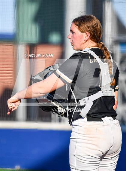 Thumbnail 1 in Mumford vs Giddings photogallery.