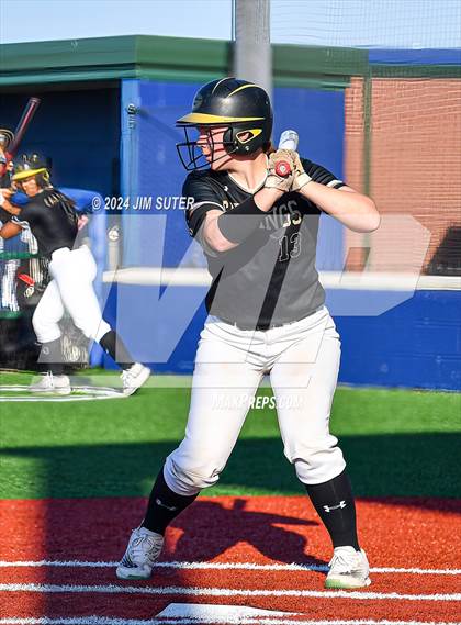 Thumbnail 2 in Mumford vs Giddings photogallery.