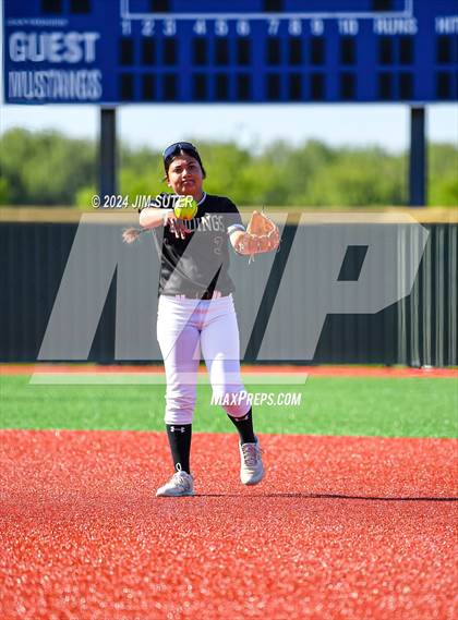 Thumbnail 1 in Mumford vs Giddings photogallery.