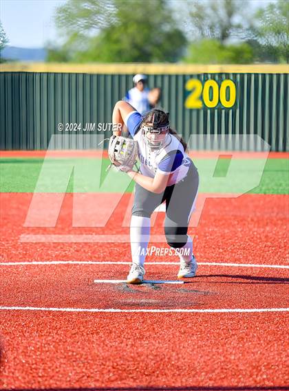 Thumbnail 1 in Mumford vs Giddings photogallery.