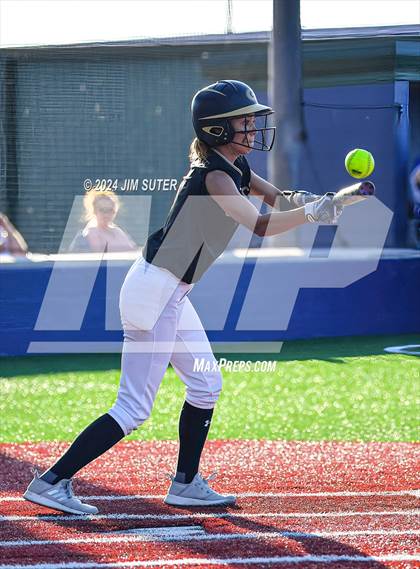 Thumbnail 1 in Mumford vs Giddings photogallery.