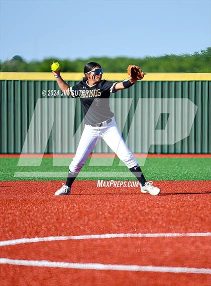 Thumbnail 1 in Mumford vs Giddings photogallery.