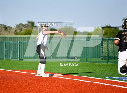 Thumbnail 2 in Mumford vs Giddings photogallery.