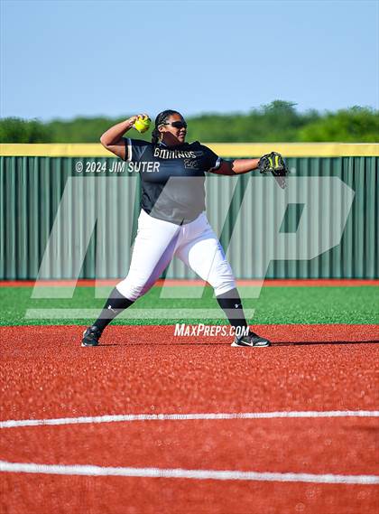 Thumbnail 2 in Mumford vs Giddings photogallery.