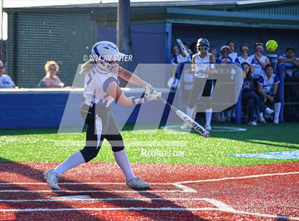 Thumbnail 1 in Mumford vs Giddings photogallery.