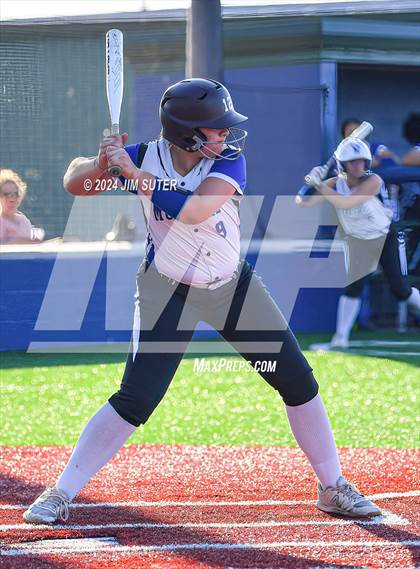 Thumbnail 2 in Mumford vs Giddings photogallery.
