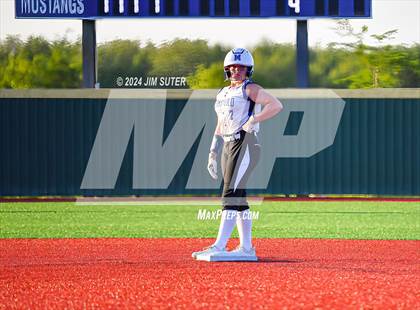 Thumbnail 3 in Mumford vs Giddings photogallery.