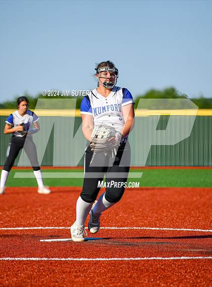 Thumbnail 1 in Mumford vs Giddings photogallery.