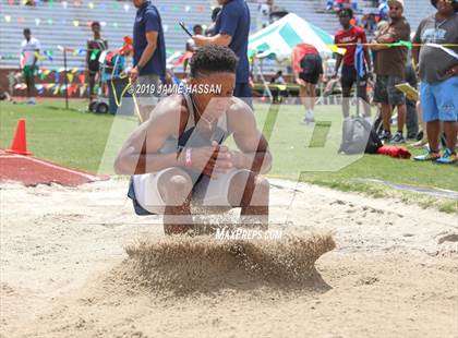 Thumbnail 1 in SCHSL AAAAA State Qualifier (Boys Field Events) photogallery.