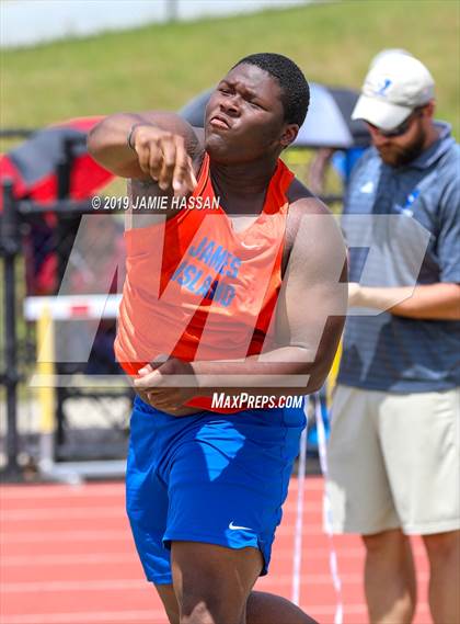 Thumbnail 3 in SCHSL AAAAA State Qualifier (Boys Field Events) photogallery.