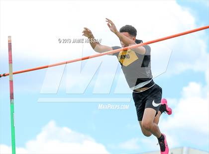Thumbnail 1 in SCHSL AAAAA State Qualifier (Boys Field Events) photogallery.