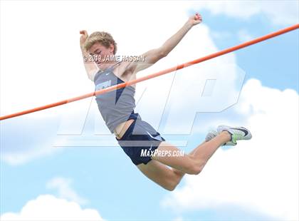 Thumbnail 3 in SCHSL AAAAA State Qualifier (Boys Field Events) photogallery.