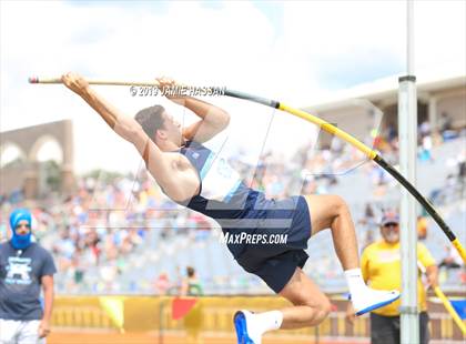 Thumbnail 2 in SCHSL AAAAA State Qualifier (Boys Field Events) photogallery.