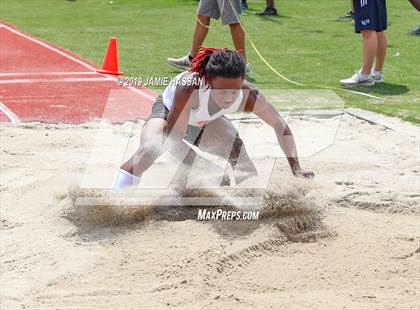Thumbnail 1 in SCHSL AAAAA State Qualifier (Boys Field Events) photogallery.