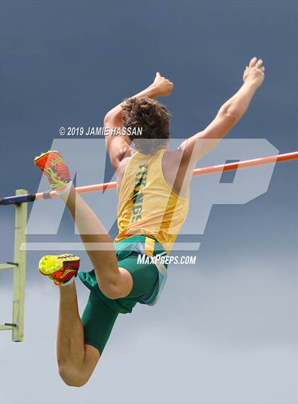 Thumbnail 1 in SCHSL AAAAA State Qualifier (Boys Field Events) photogallery.