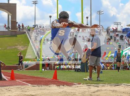 Thumbnail 3 in SCHSL AAAAA State Qualifier (Boys Field Events) photogallery.