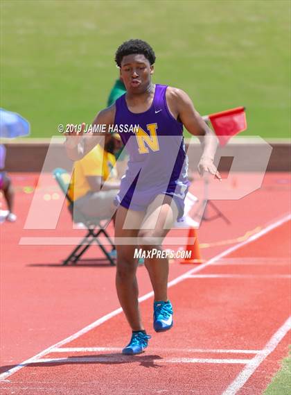 Thumbnail 3 in SCHSL AAAAA State Qualifier (Boys Field Events) photogallery.