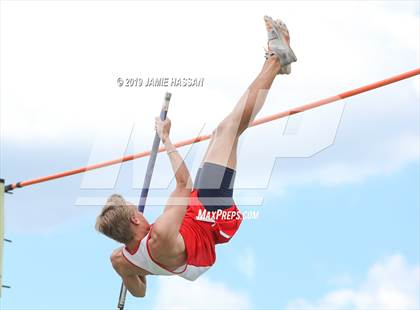 Thumbnail 2 in SCHSL AAAAA State Qualifier (Boys Field Events) photogallery.