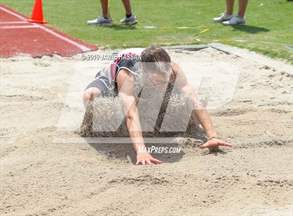 Thumbnail 1 in SCHSL AAAAA State Qualifier (Boys Field Events) photogallery.